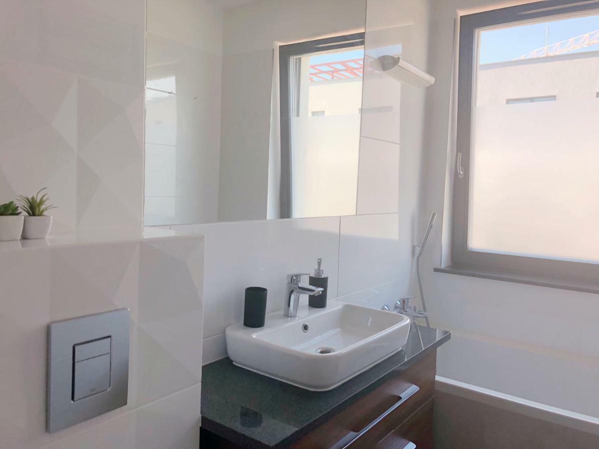 Modern&Classy Industrial - Apartamenty Browar Gdańsk Zewnętrze zdjęcie